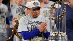 Dave Roberts calls criticism of Dodgers' spending 'lazy,' says rivals should 'look in the mirror' Adelaide Accountant